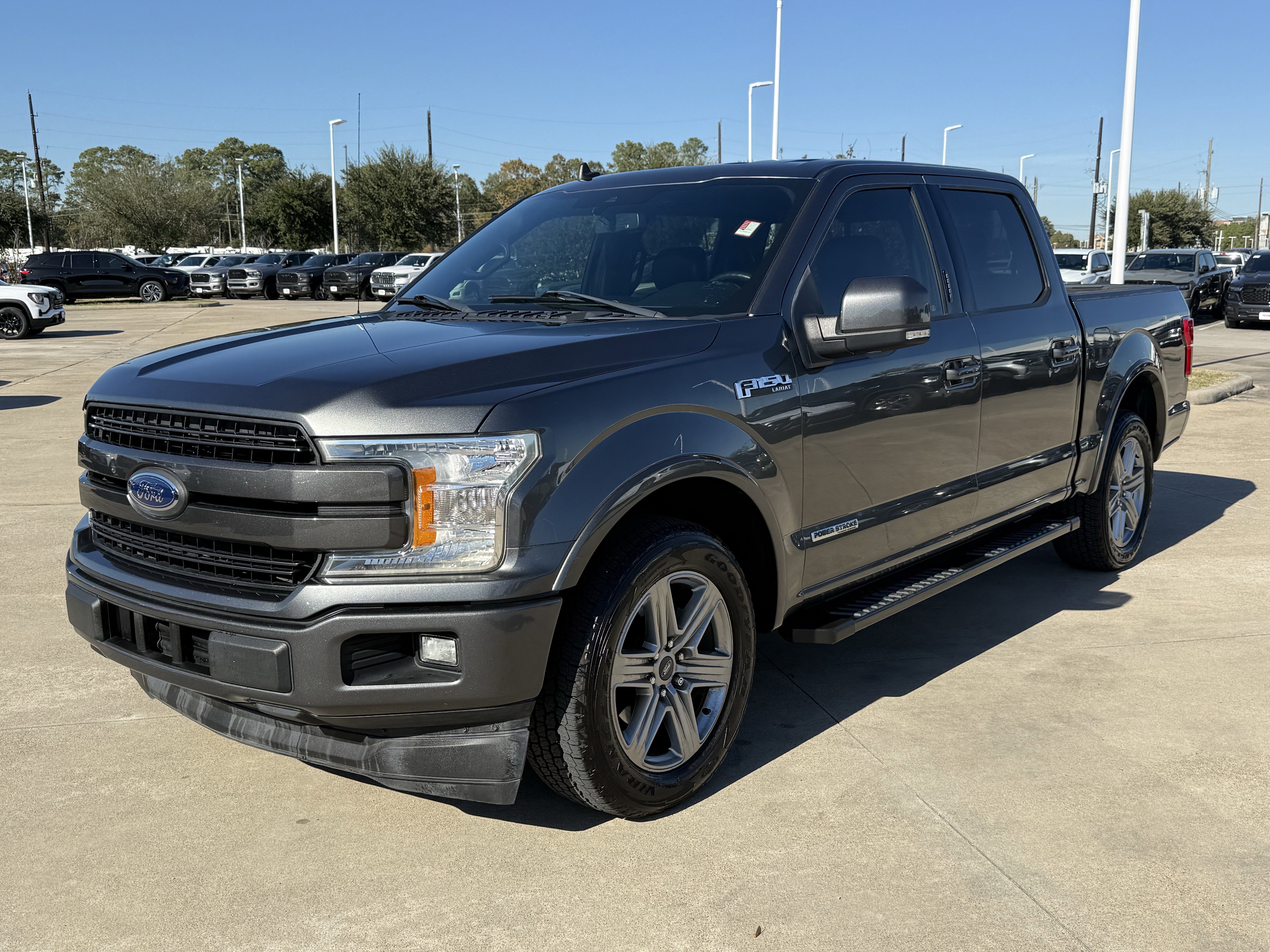 Used 2019 Ford F150 Lariat image 9