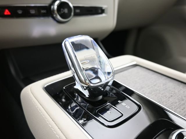 New 2026 Volvo XC90 B6 Ultra w/ Protection Package image 11