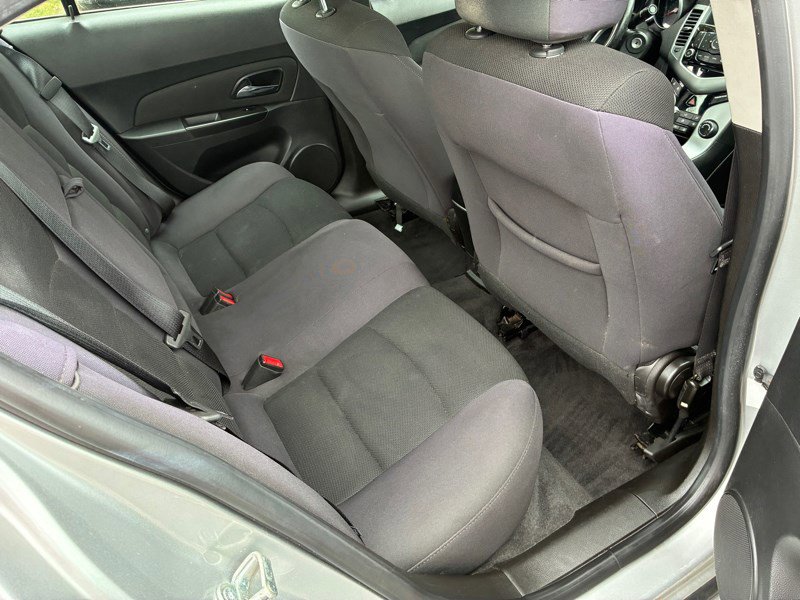Used 2014 Chevrolet Cruze LT FWD image 15