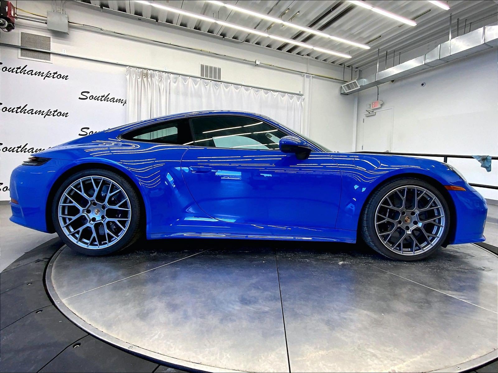 Certified 2025 Porsche 911 Carrera S RWD image 8