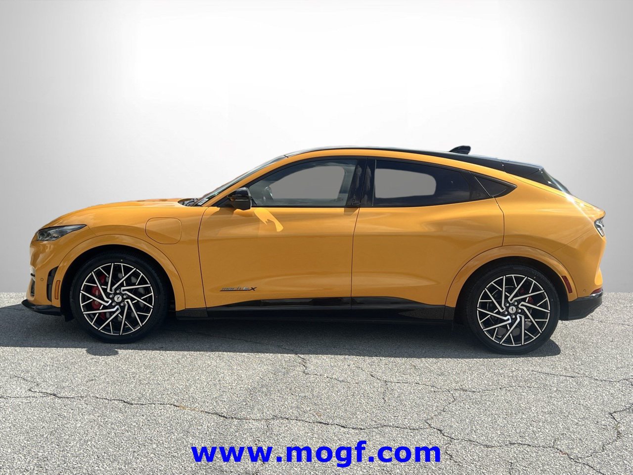 Used 2022 Ford Mustang Mach-E GT w/ GT Performance Edition AWD/4WD image 24