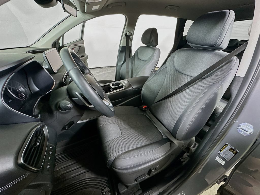Used 2023 Hyundai Santa Fe SEL FWD image 15