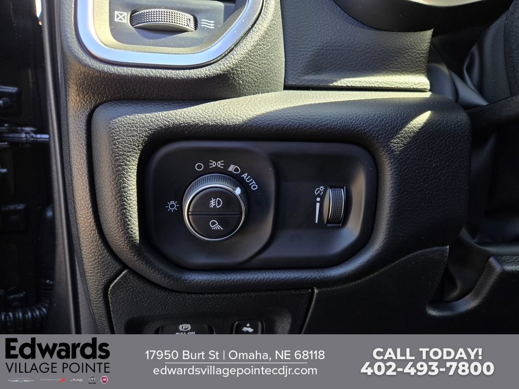 New 2026 RAM 1500 Big Horn AWD/4WD image 12
