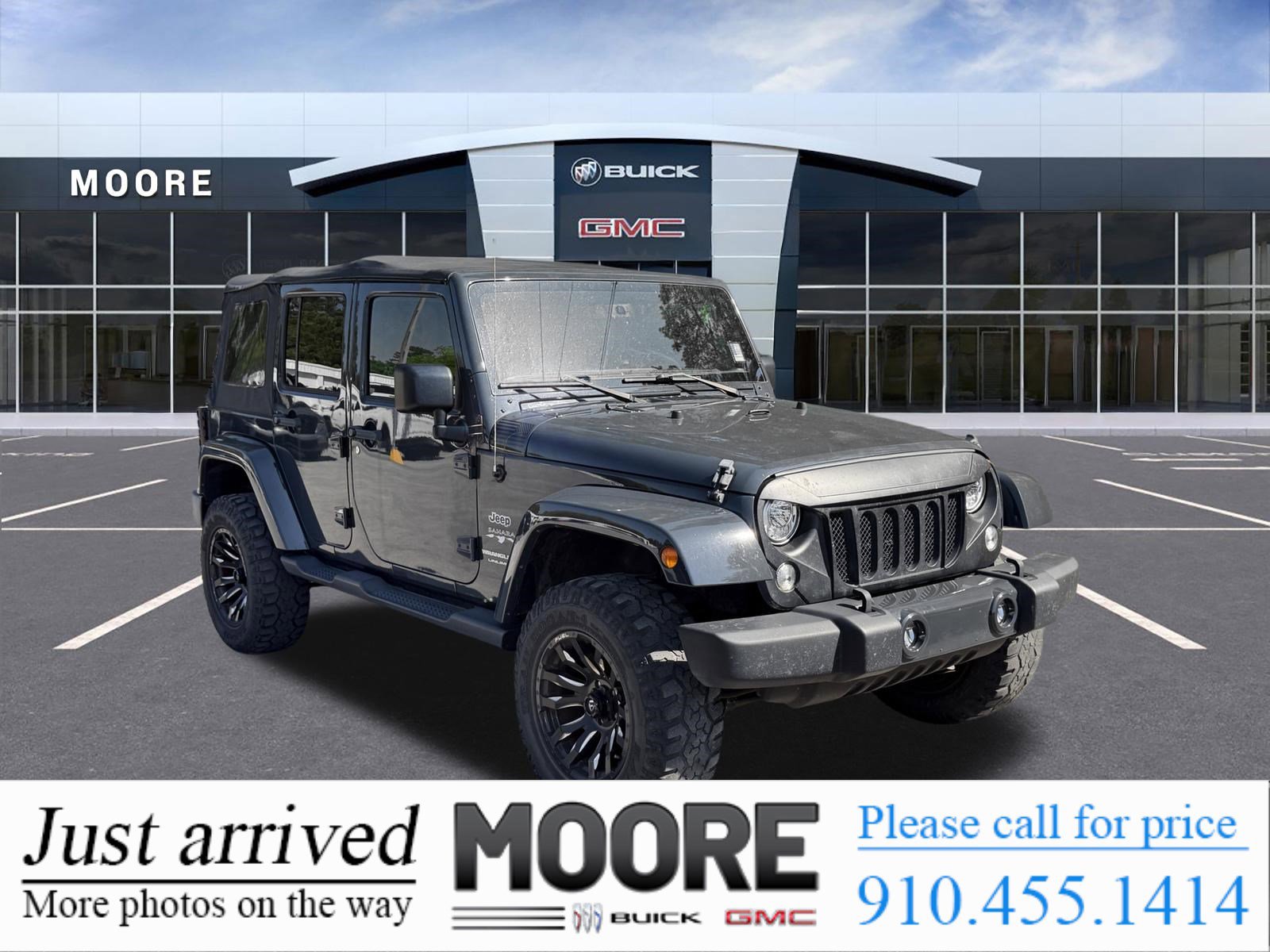 Used 2018 Jeep Wrangler Unlimited Sahara w/ Connectivity Group AWD/4WD image 1