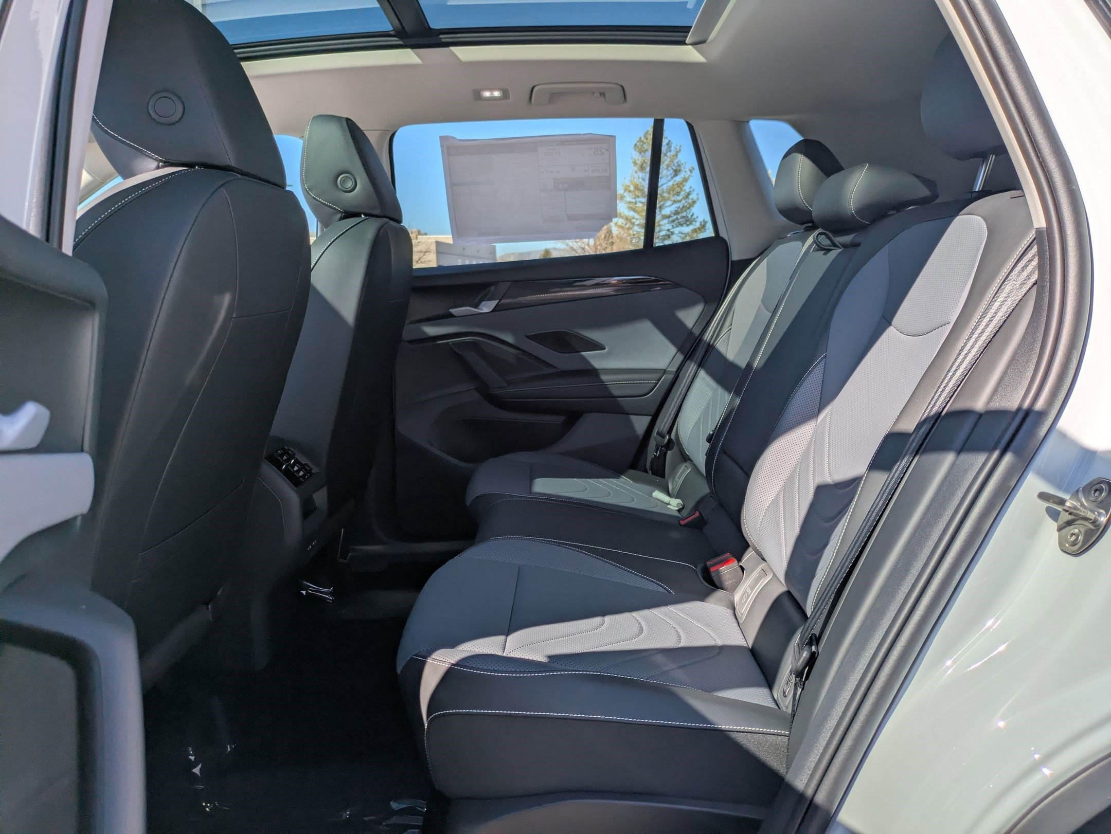 New 2026 Volkswagen Tiguan SE AWD/4WD image 16