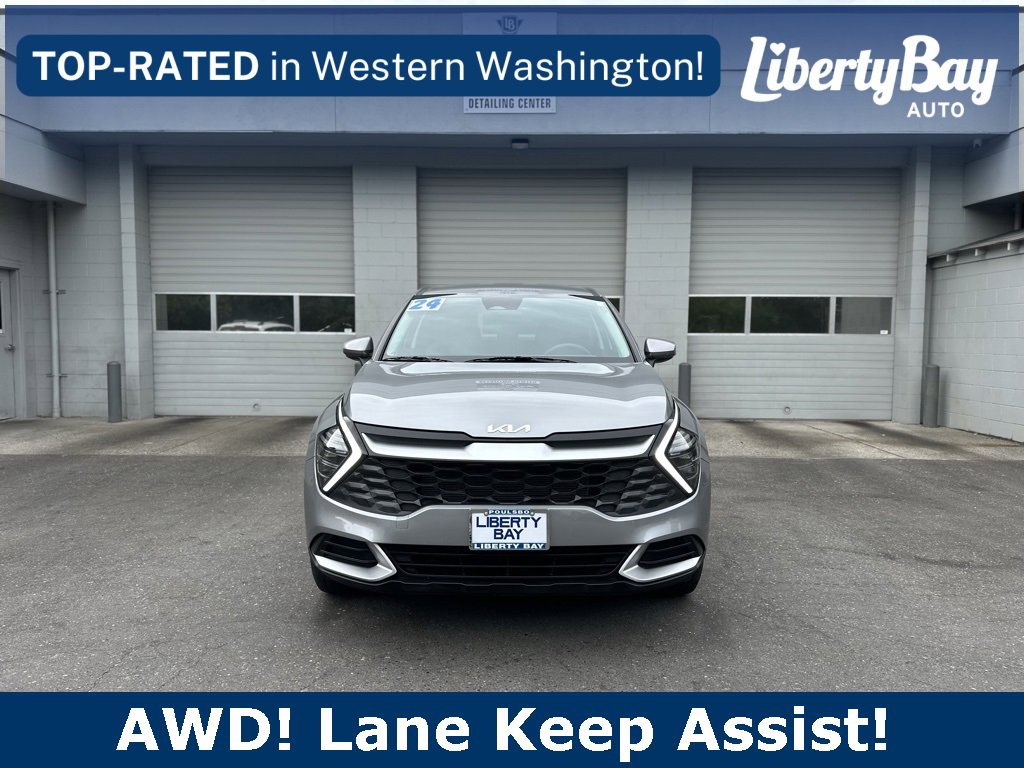 Used 2024 Kia Sportage LX image 2