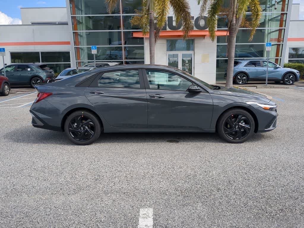 New 2026 Hyundai Elantra SEL Sport Premium image 8