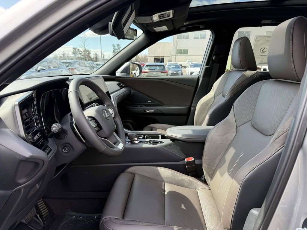 New 2026 Lexus RZ 450e Premium AWD/4WD image 33