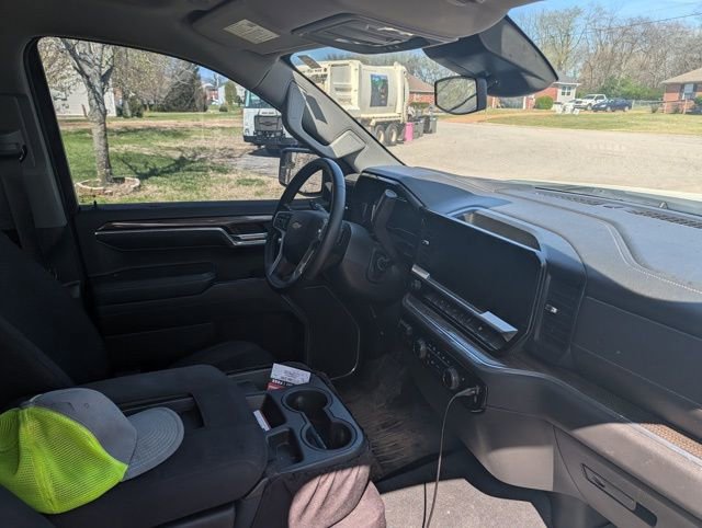 Used 2022 Chevrolet Silverado 1500 LT image 8