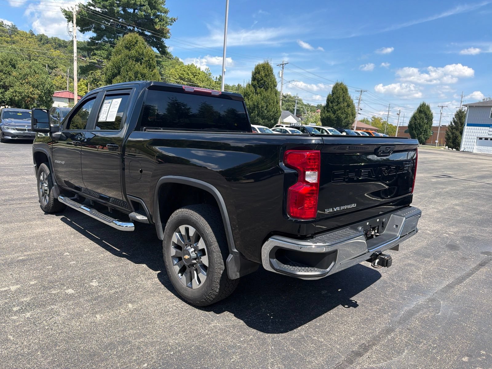Used 2021 Chevrolet Silverado 2500 LT w/ Convenience Package AWD/4WD image 3