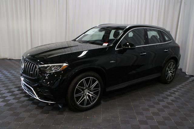 New 2025 Mercedes-Benz GLC 43 AMG 4MATIC image 4