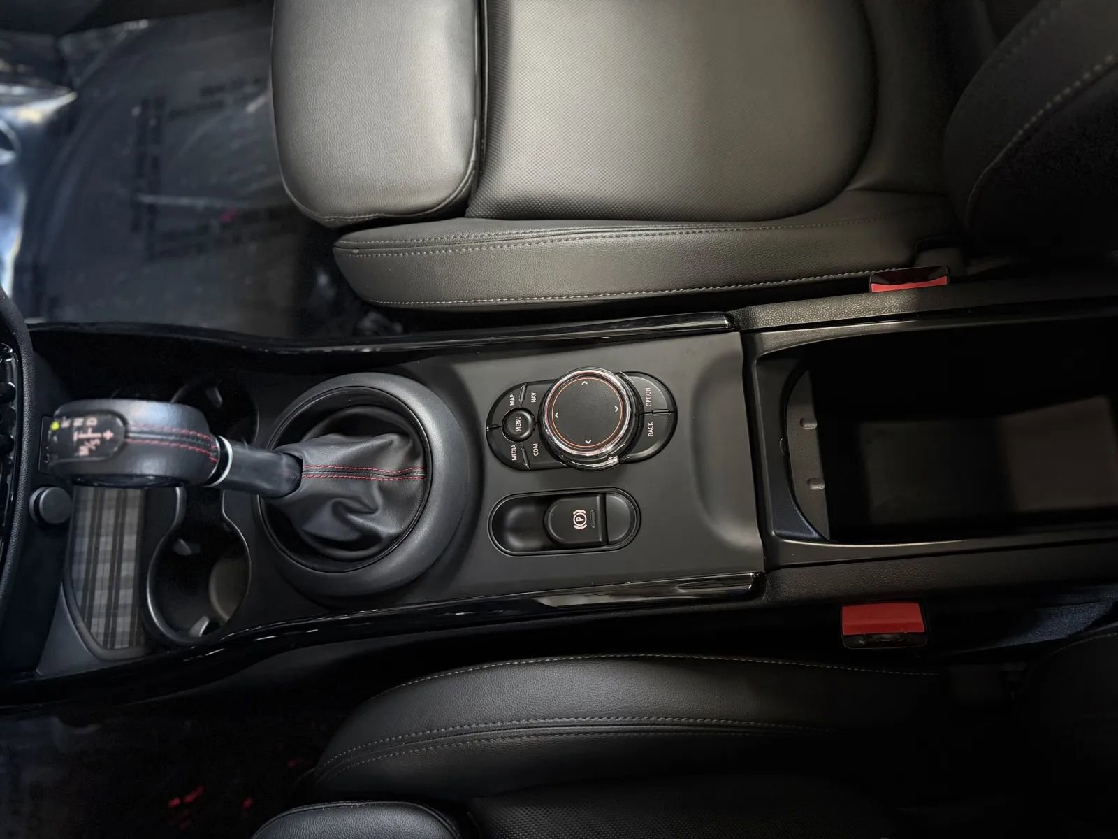 Used 2019 MINI Cooper Clubman S image 33