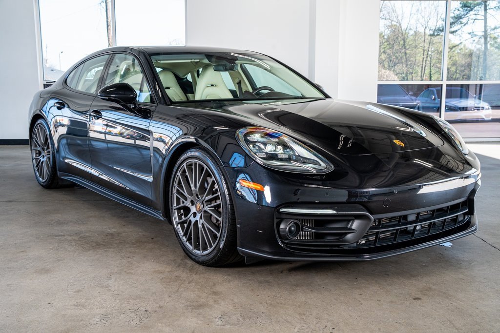 Used 2023 Porsche Panamera Platinum Edition image 4