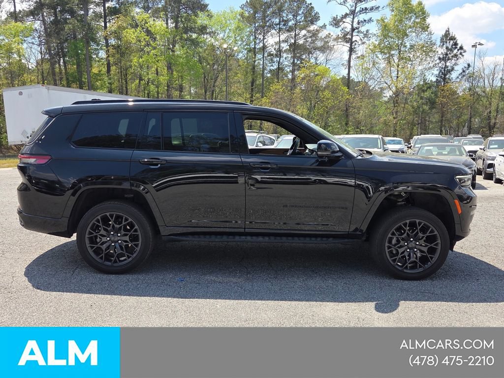 Used 2024 Jeep Grand Cherokee L Summit AWD/4WD image 18