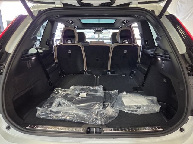 New 2026 Volvo XC90 B6 Plus AWD/4WD image 14