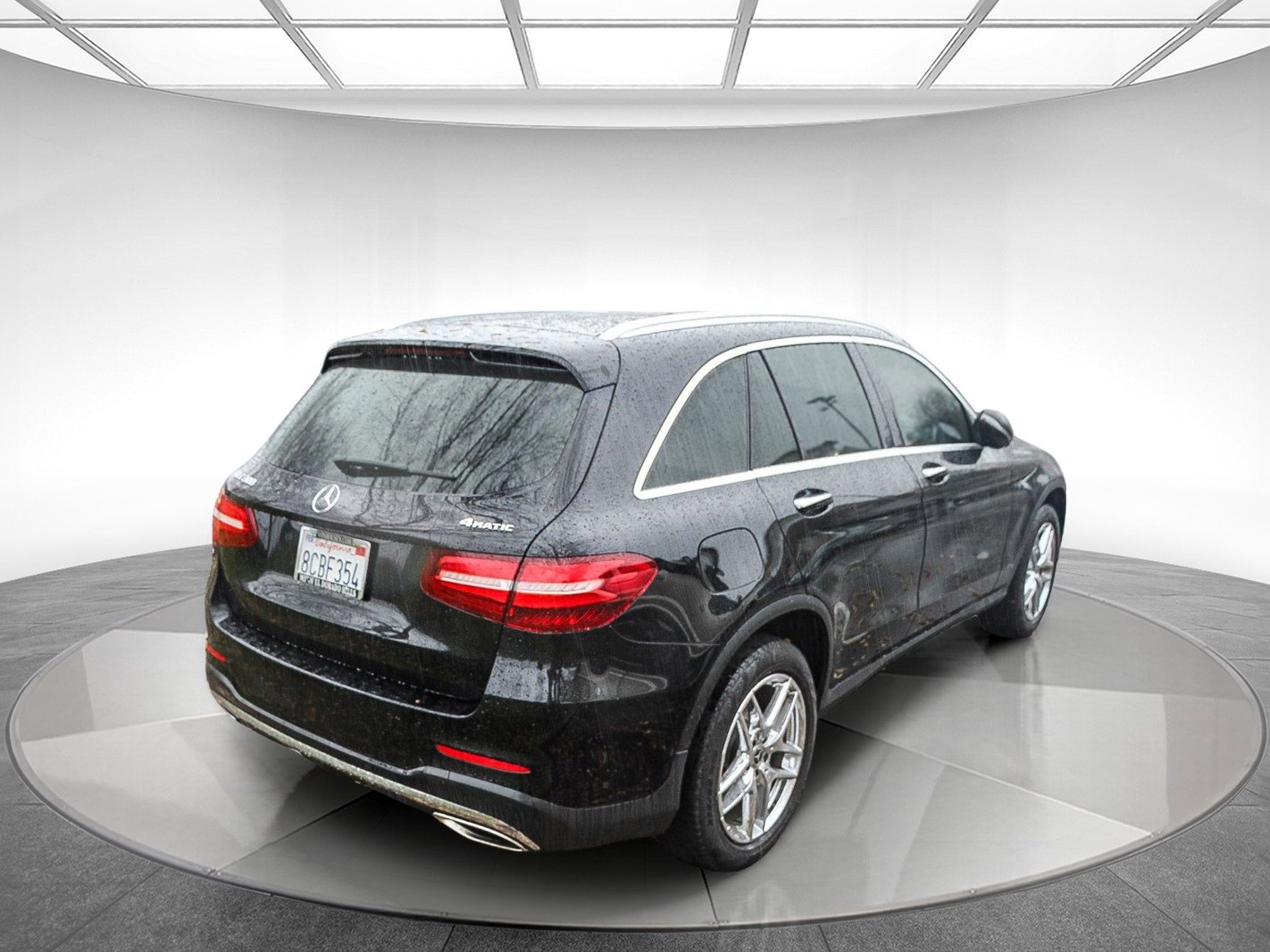 Certified 2018 Mercedes-Benz GLC 300 4MATIC image 3