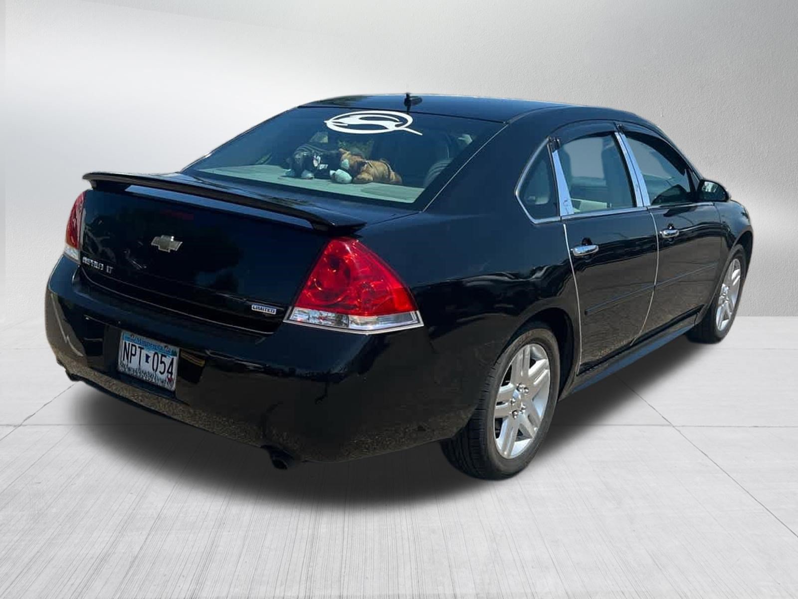 Used 2014 Chevrolet Impala LT w/ LT Sunroof Package FWD image 3