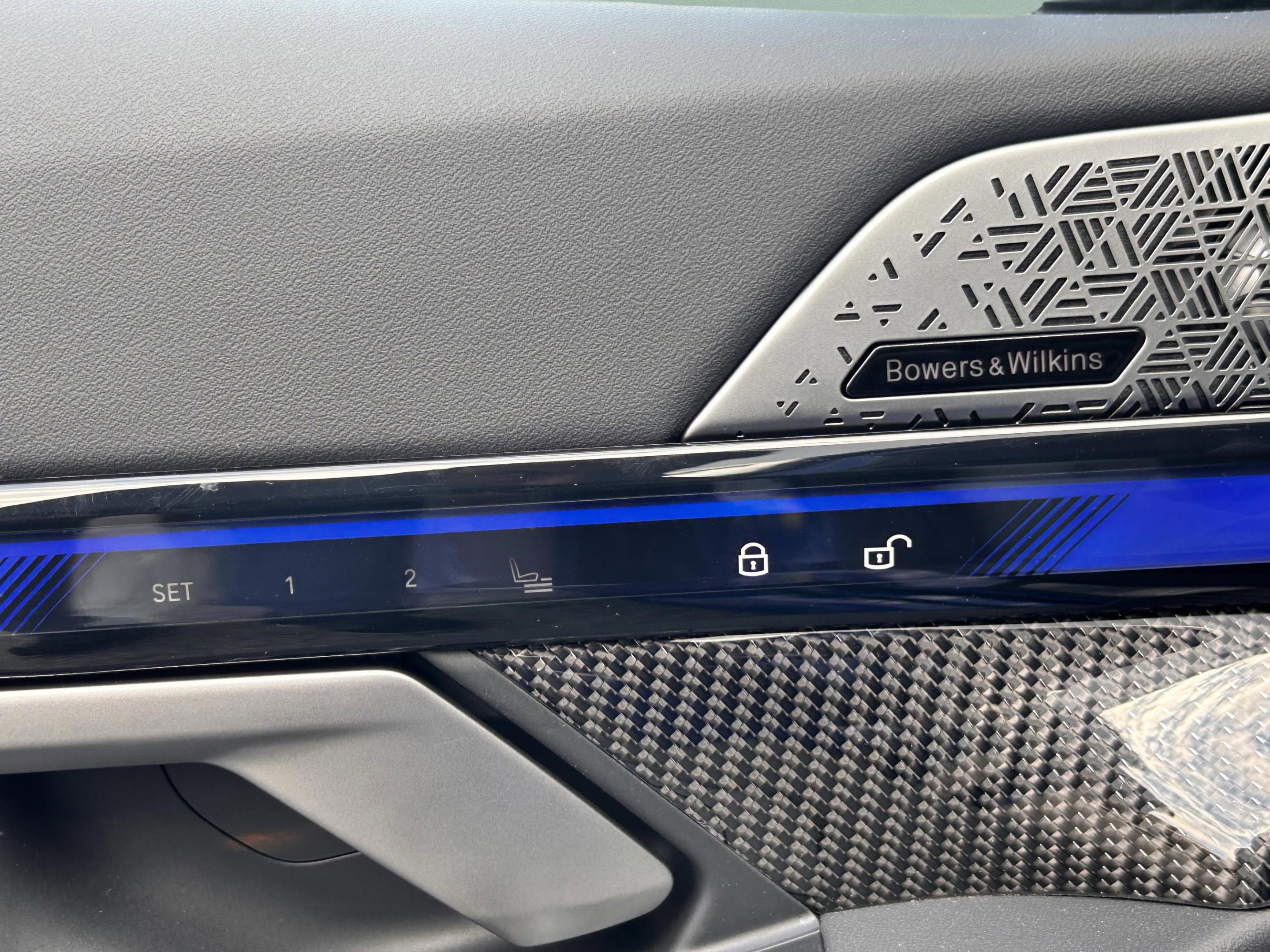 Used 2025 BMW M5 w/ Carbon Package AWD/4WD image 25