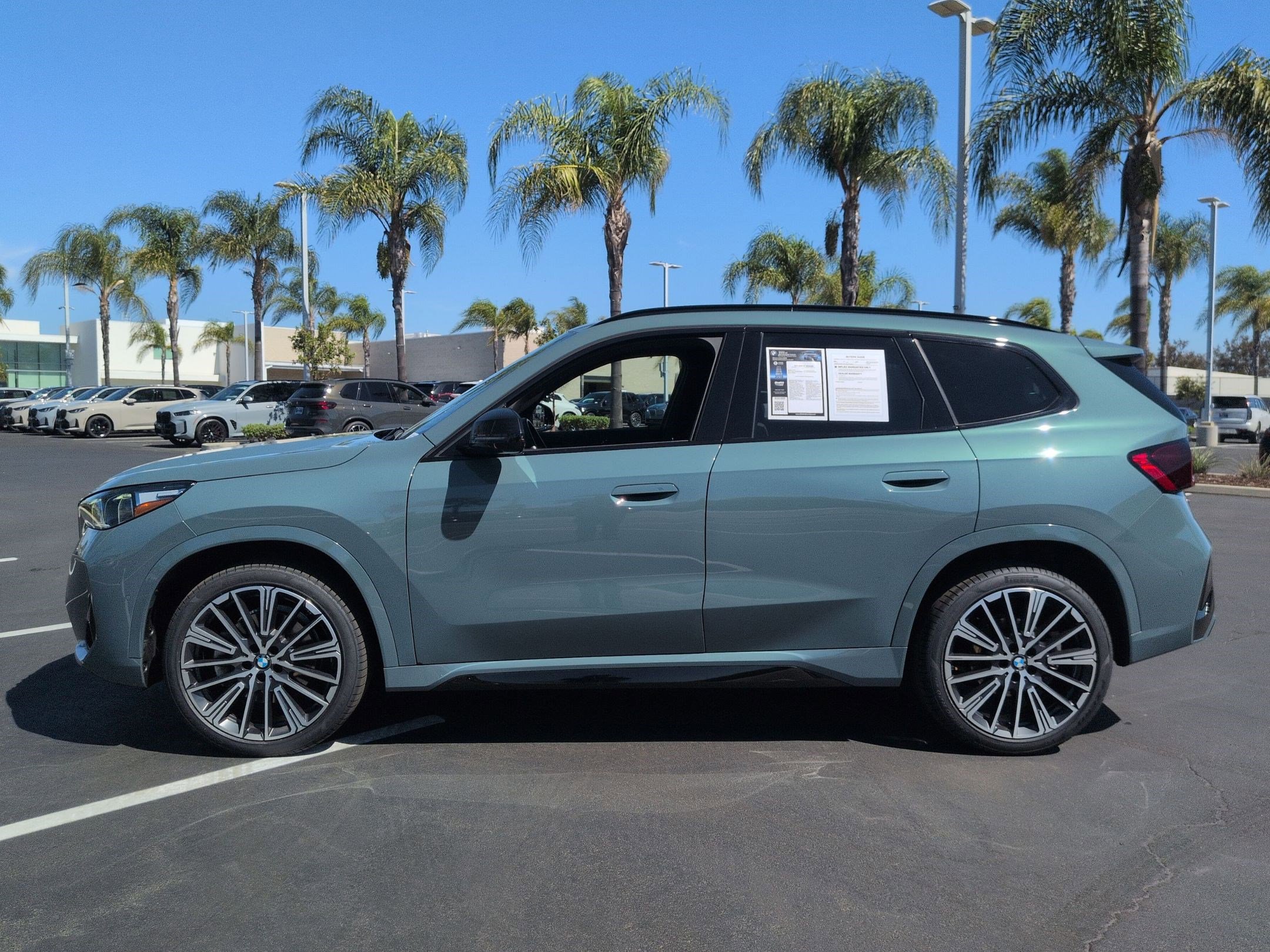 Used 2023 BMW X1 xDrive28i w/ M Sport Package image 7