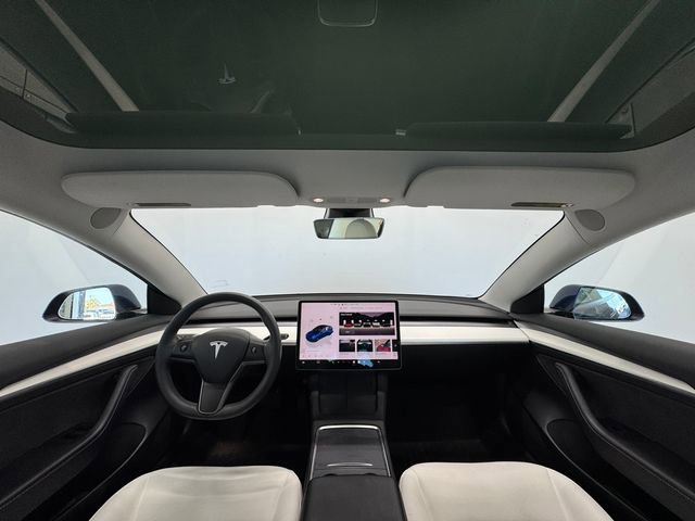 Used 2023 Tesla Model 3 Standard Range image 19