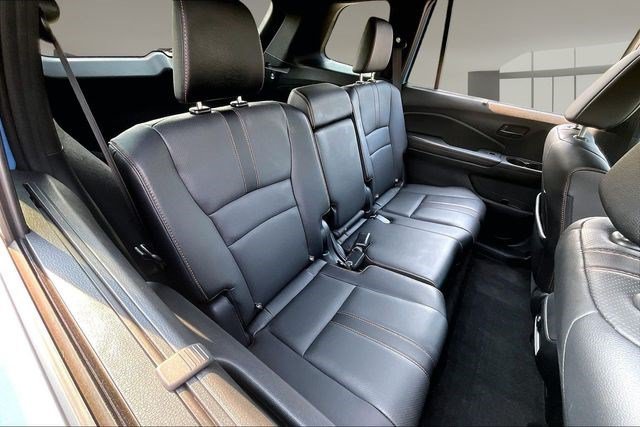 Certified 2025 Honda Passport TrailSport image 24