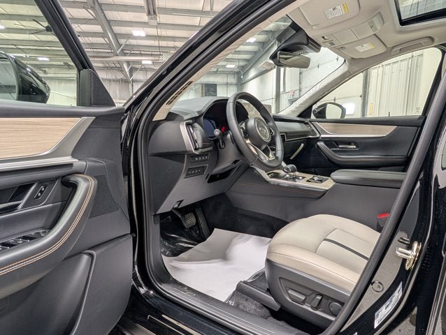 New 2026 MAZDA CX-90 3.3 Turbo w/ Preferred Package AWD/4WD image 14