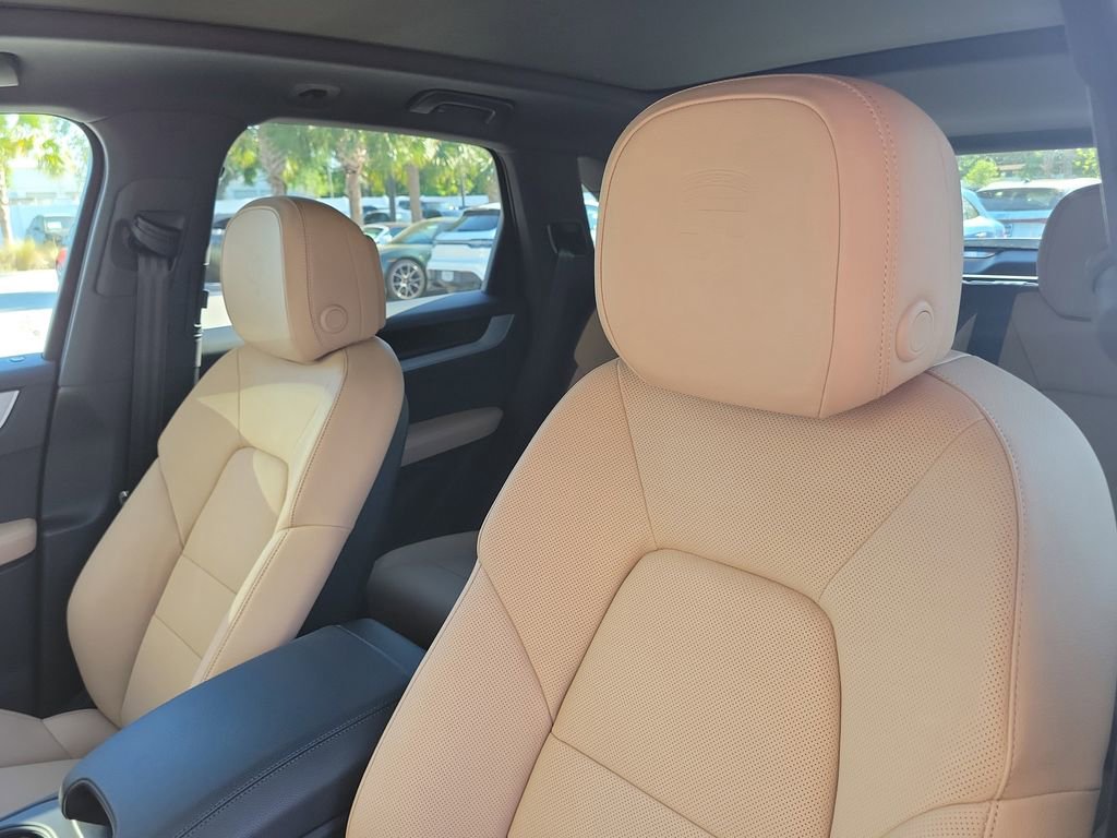New 2026 Porsche Cayenne image 6
