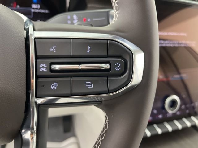 Used 2025 GMC Acadia Denali w/ Super Cruise Package image 22