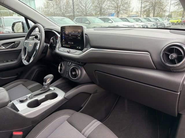 Used 2025 Chevrolet Blazer LT image 30