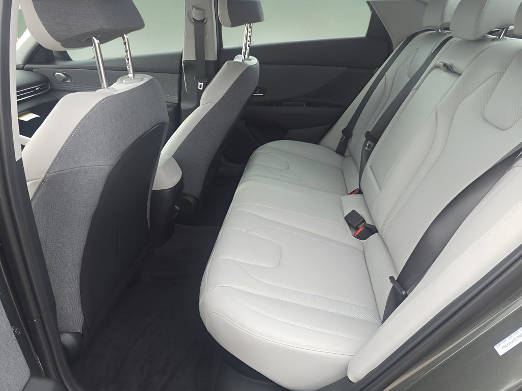 New 2026 Hyundai Elantra Limited FWD image 13