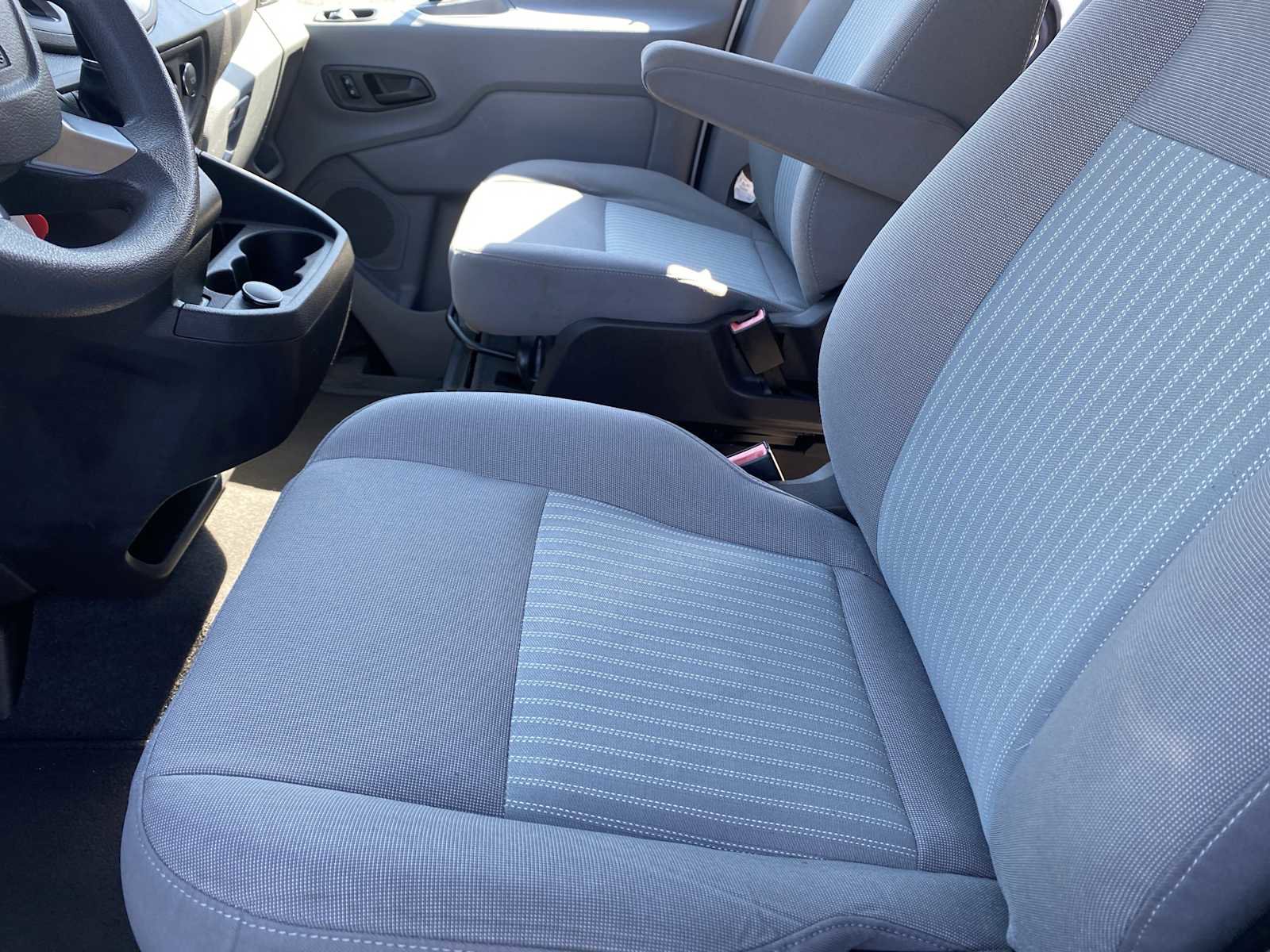 Used 2019 Ford Transit 350 XLT image 21