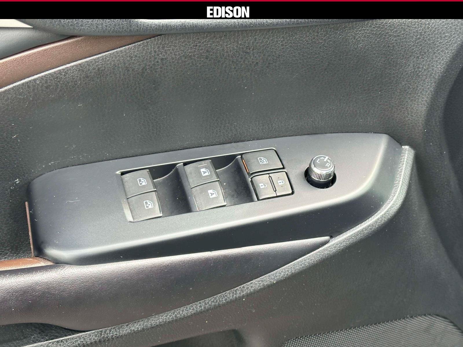 Used 2019 Toyota Highlander XLE w/ Protection Package #3 AWD/4WD image 17