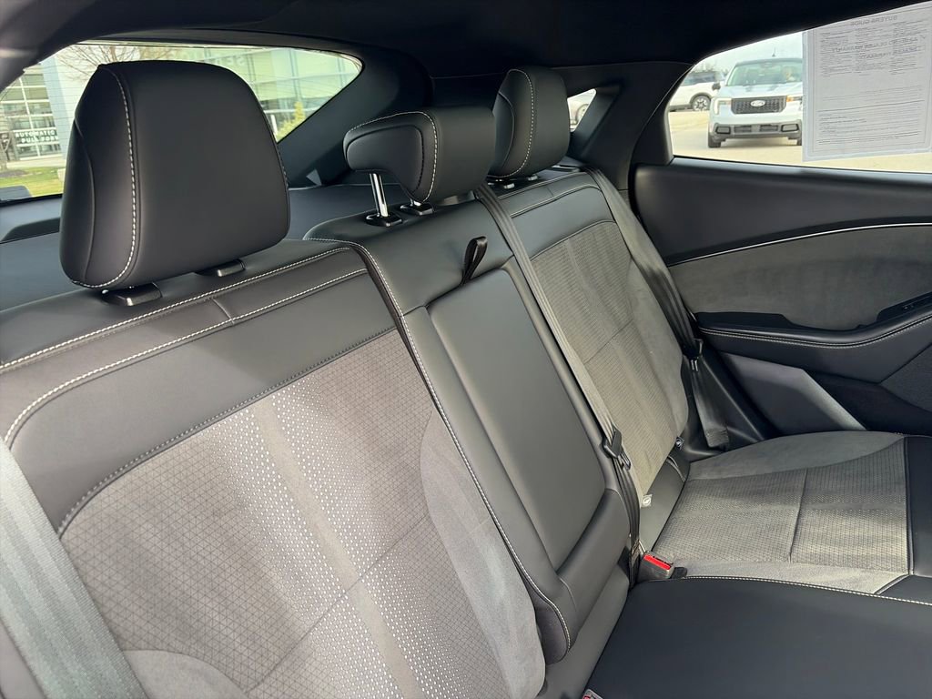 Used 2025 Ford Mustang Mach-E GT AWD/4WD image 38