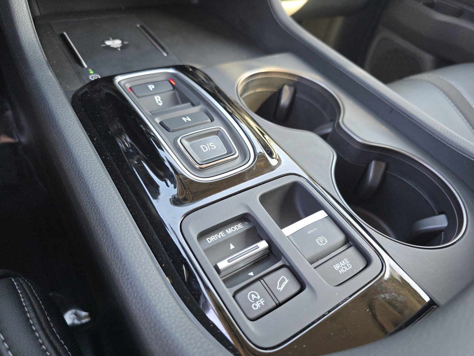 Used 2025 Honda Pilot EX-L image 34