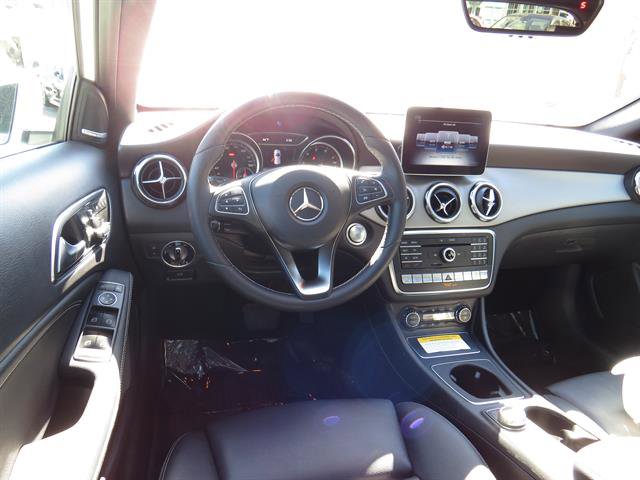 Used 2018 Mercedes-Benz GLA 250 4MATIC image 10