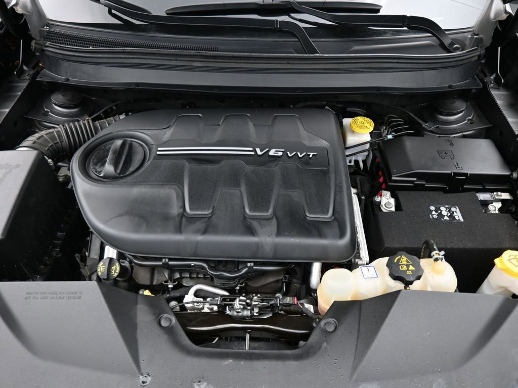 Used 2021 Jeep Cherokee Limited image 15