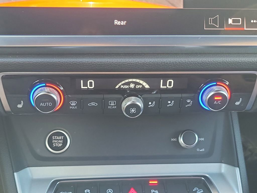 Used 2024 Audi Q3 2.0T Premium image 22