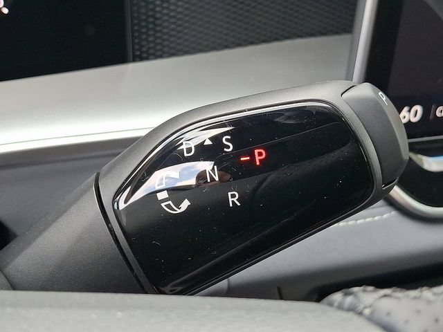 New 2026 Volkswagen Tiguan SE R-Line AWD/4WD image 10