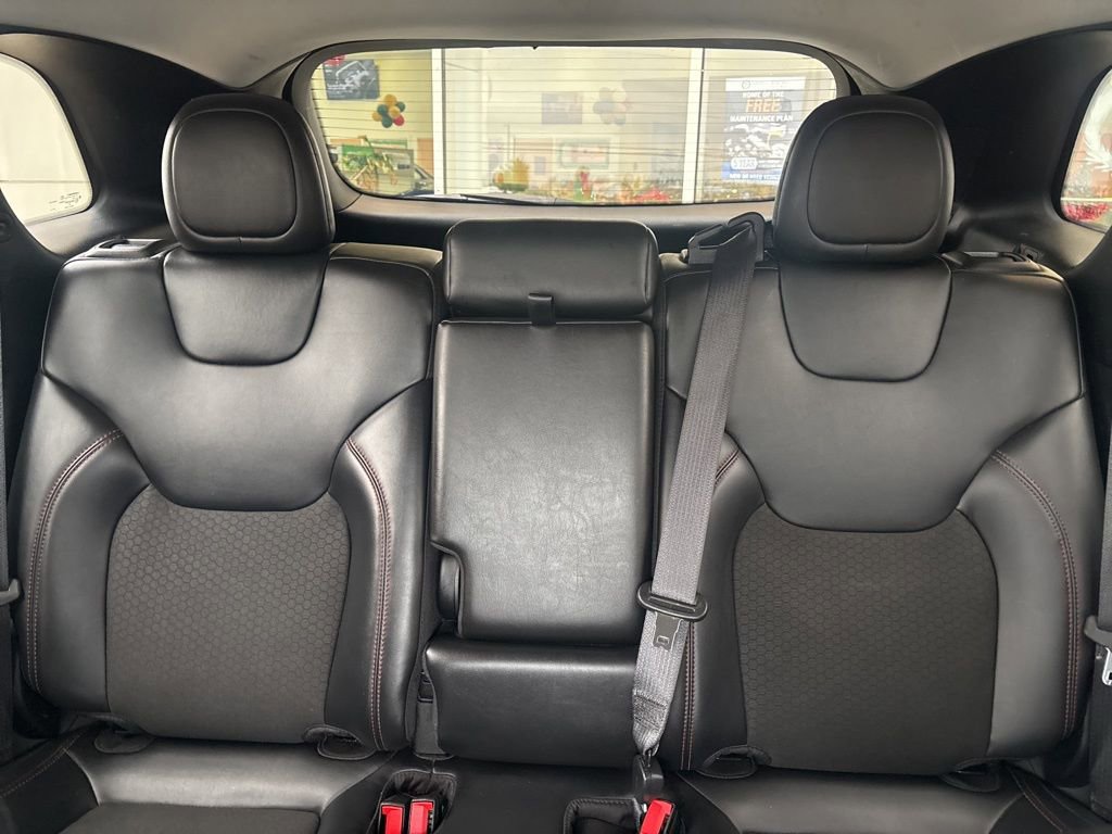 Used 2020 Jeep Cherokee Trailhawk w/ Cold Weather Group image 33