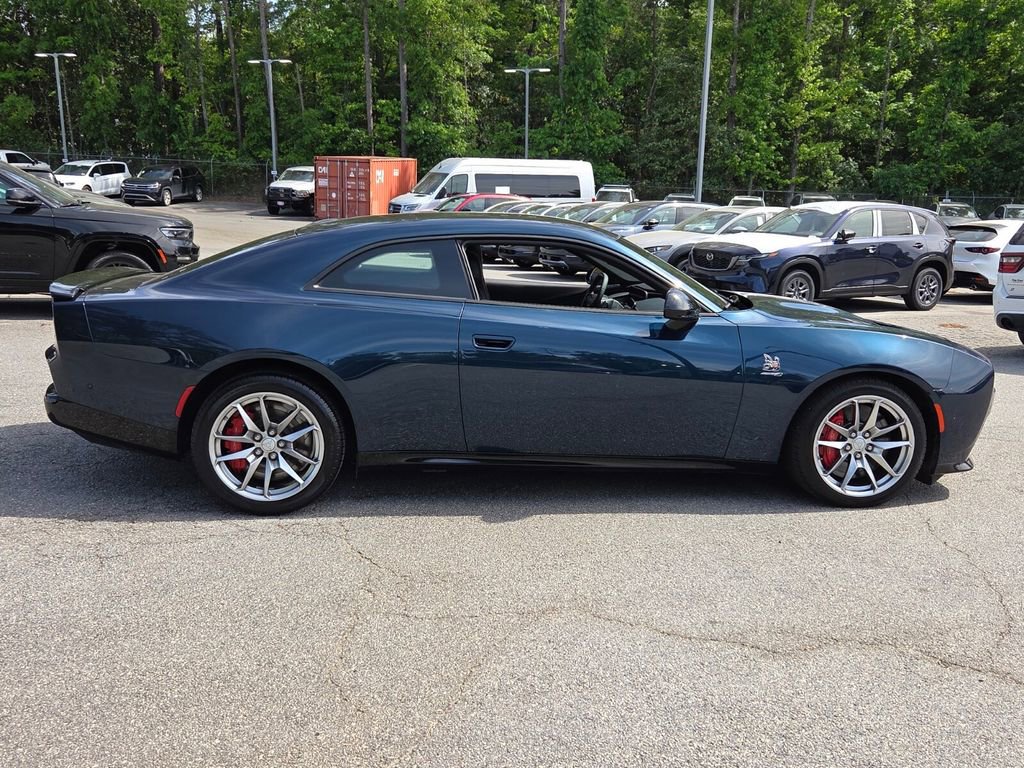 Used 2024 Dodge Charger Daytona Scat Pack w/ Plus Group AWD/4WD image 11