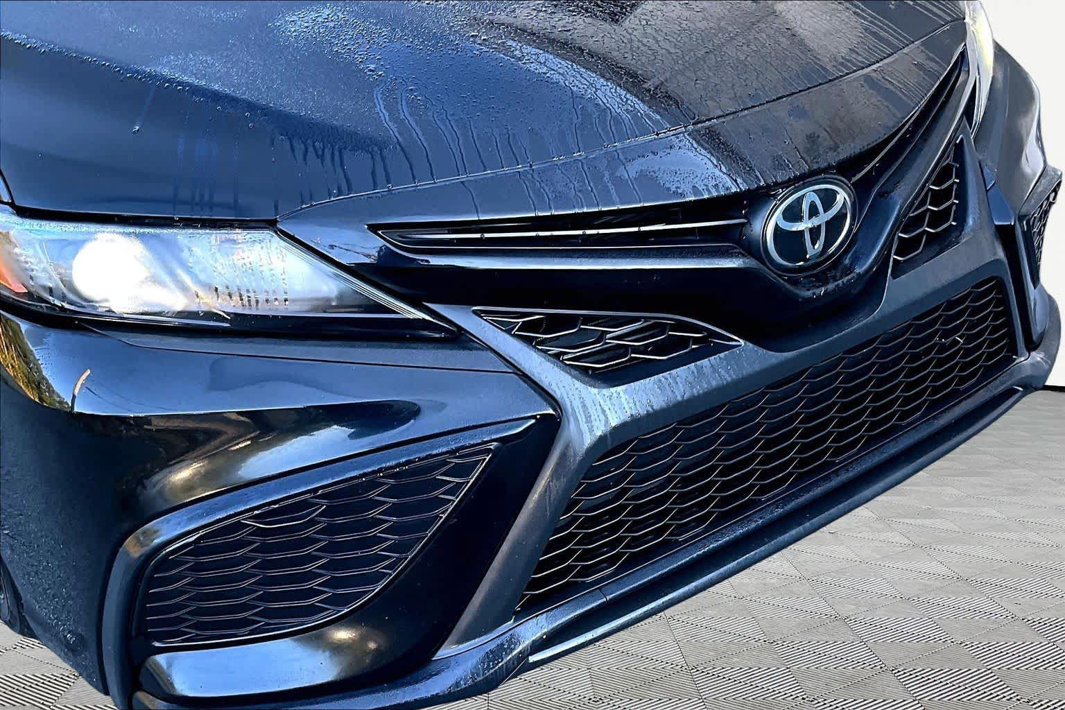Used 2023 Toyota Camry SE w/ Convenience Package FWD image 30