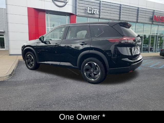 Certified 2026 Nissan Rogue SV AWD/4WD image 10