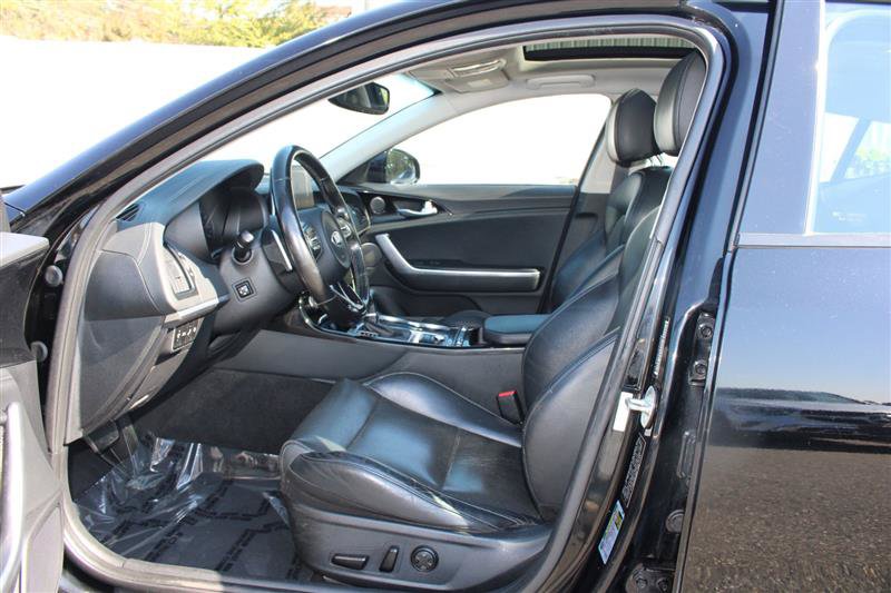Used 2018 Kia Stinger Premium AWD/4WD image 9
