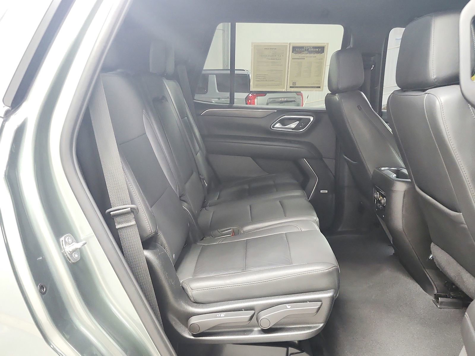 Used 2024 Chevrolet Tahoe LT image 38