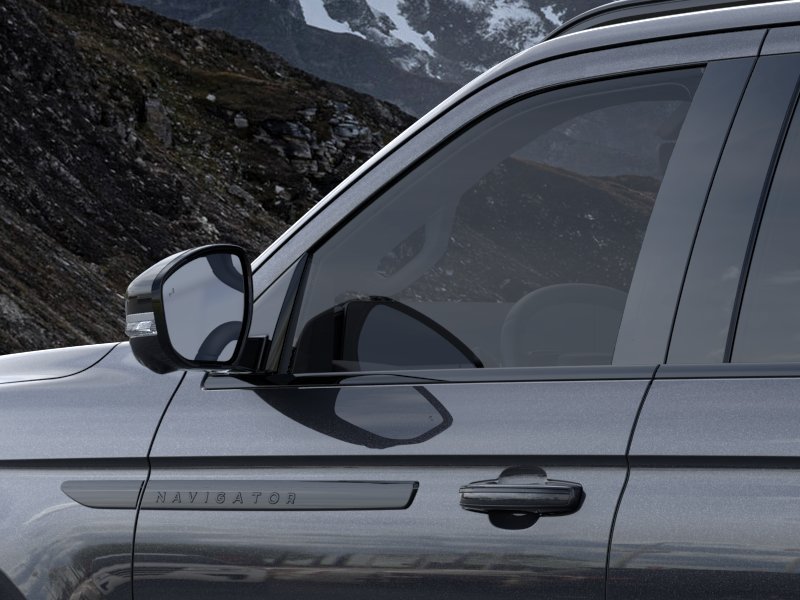New 2026 Lincoln Navigator Reserve w/ Jet Appearance Package AWD/4WD image 20