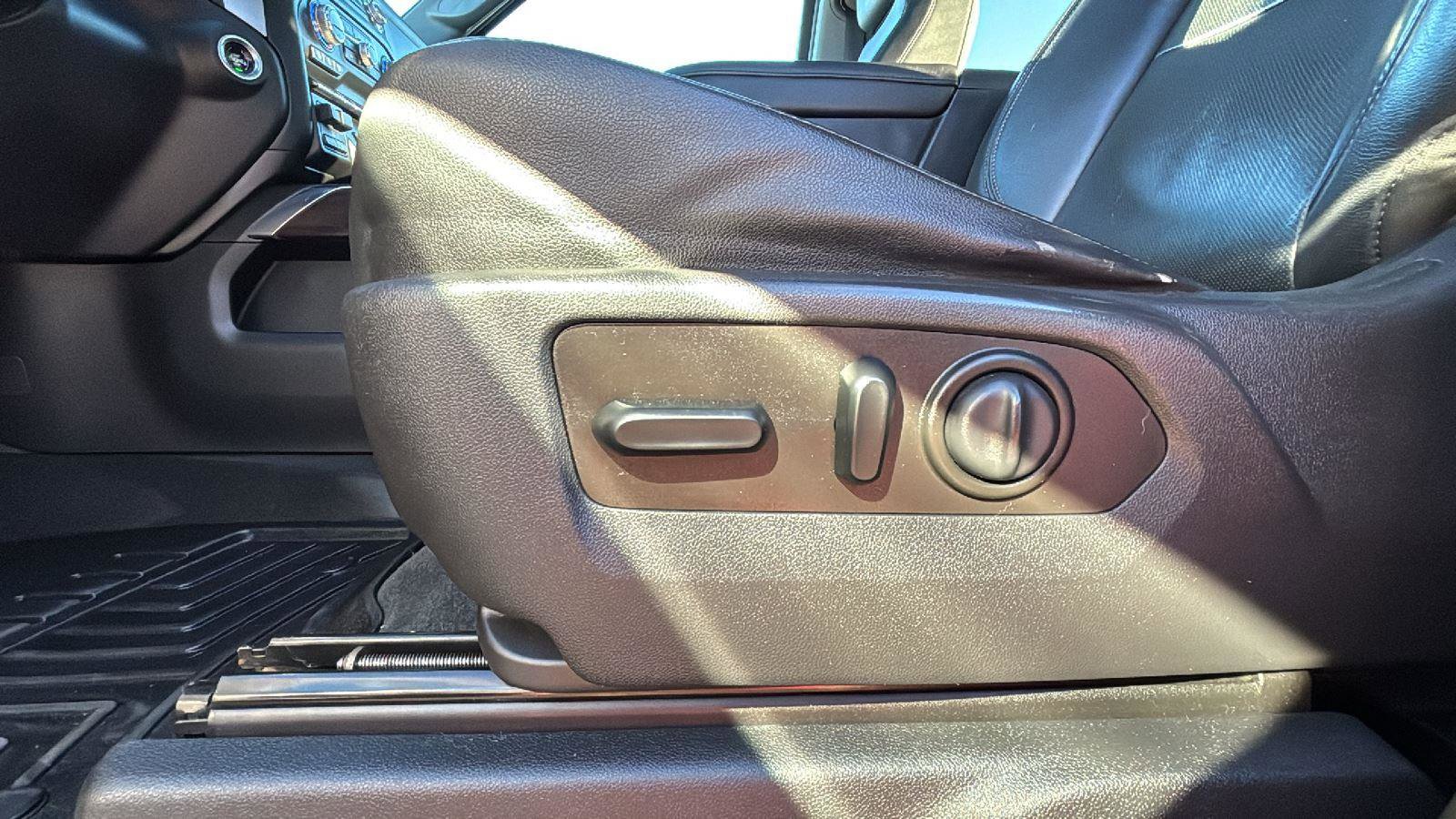 Certified 2020 GMC Sierra 2500 SLT w/ SLT Convenience Package image 23