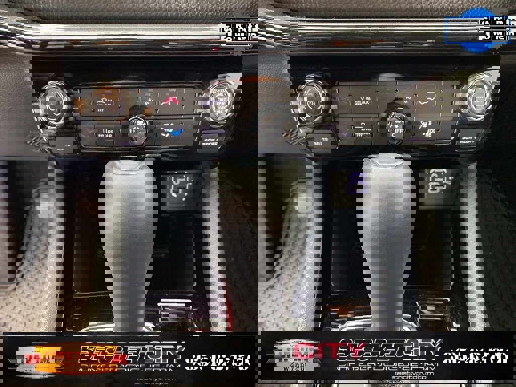 Used 2025 Jeep Compass Latitude w/ Altitude Special Edition image 23