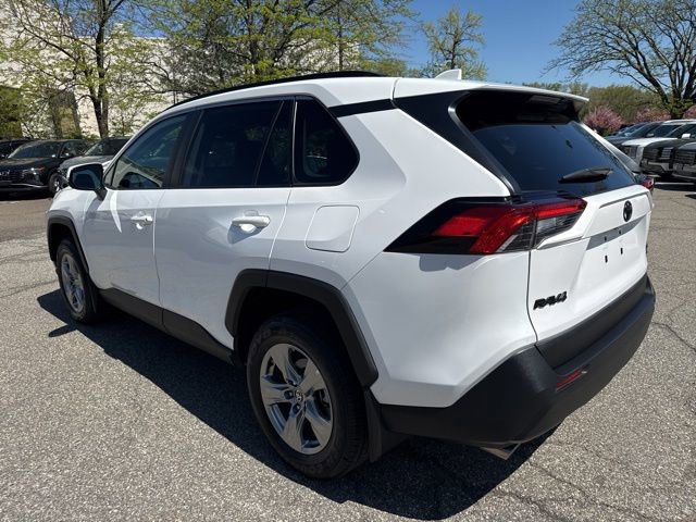 Used 2023 Toyota RAV4 XLE w/ XLE Grade Weather Package AWD/4WD image 16