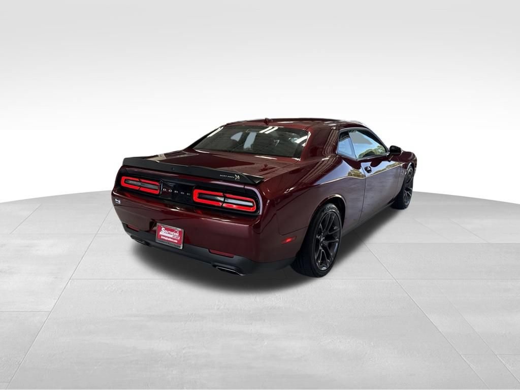 Used 2022 Dodge Challenger R/T Scat Pack RWD image 5