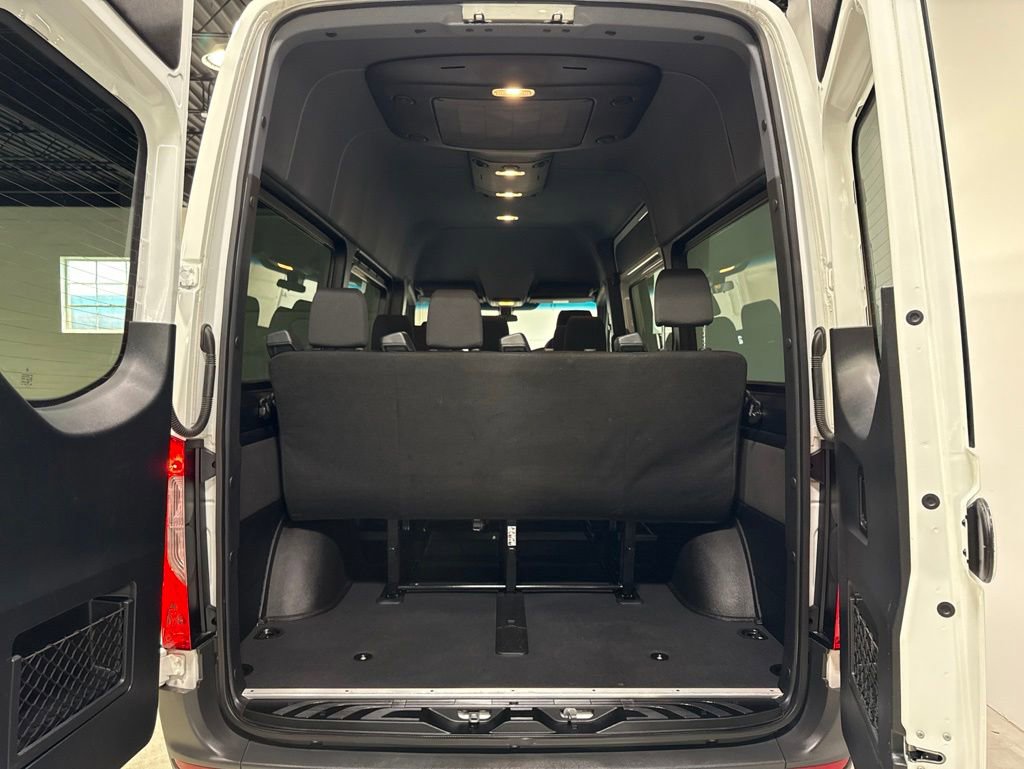 Used 2024 Mercedes-Benz Sprinter 2500 image 20